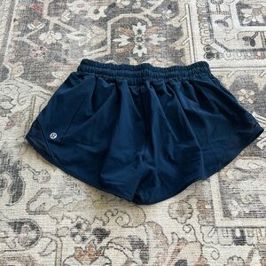 Lululemon Hotty Hot Shorts - Navy Blue